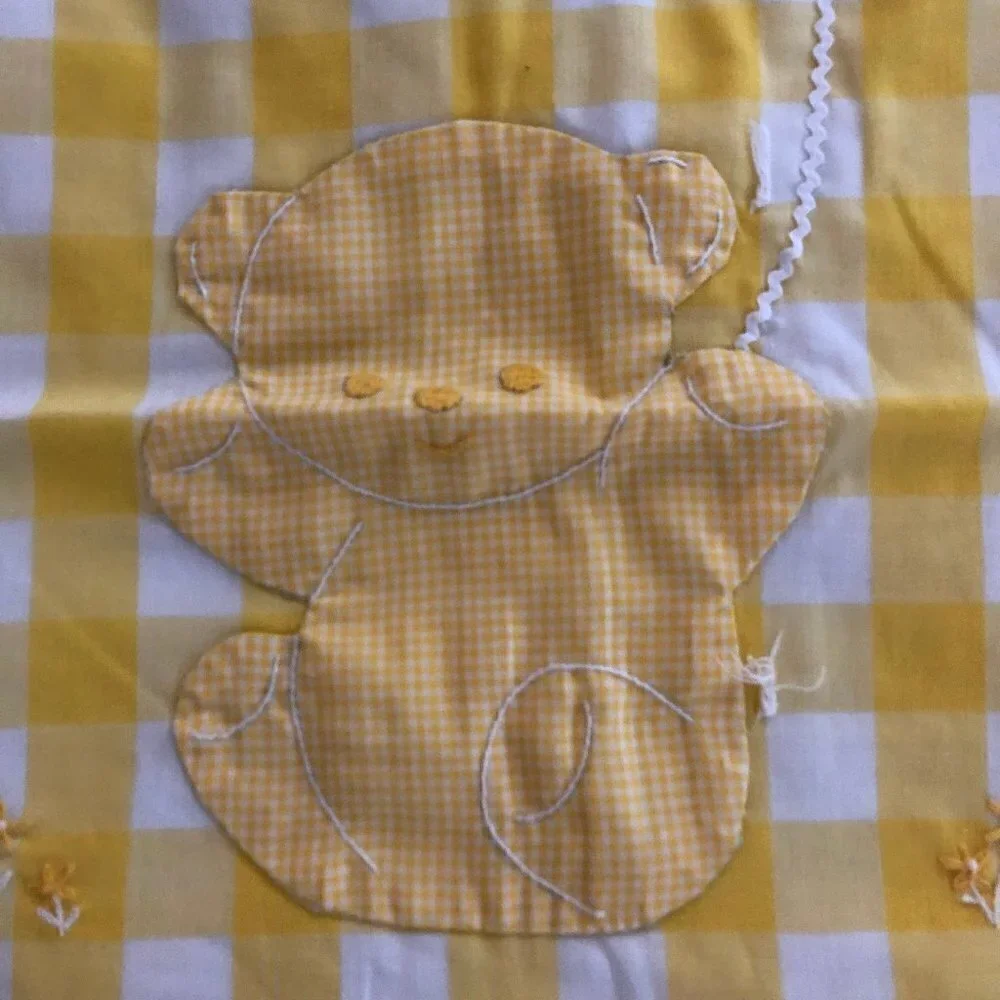 🛒 $15 Vintage Yellow Check Baby Blanket 51